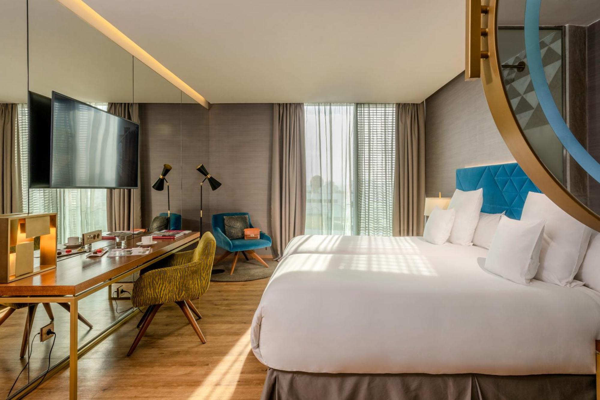 Deluxe Kamer met Uitzicht op het Zwembad
